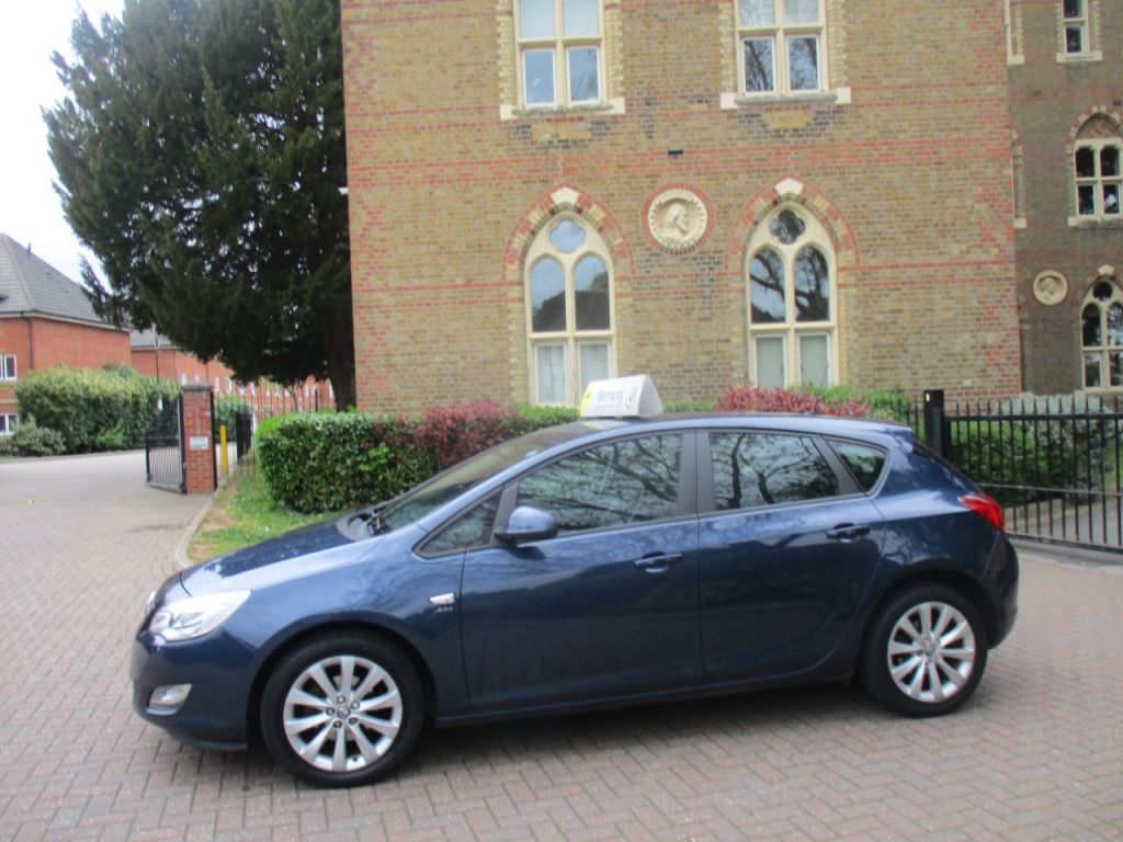 Used Vauxhall Astra 2012 for sale - 78181935: Photo 10
