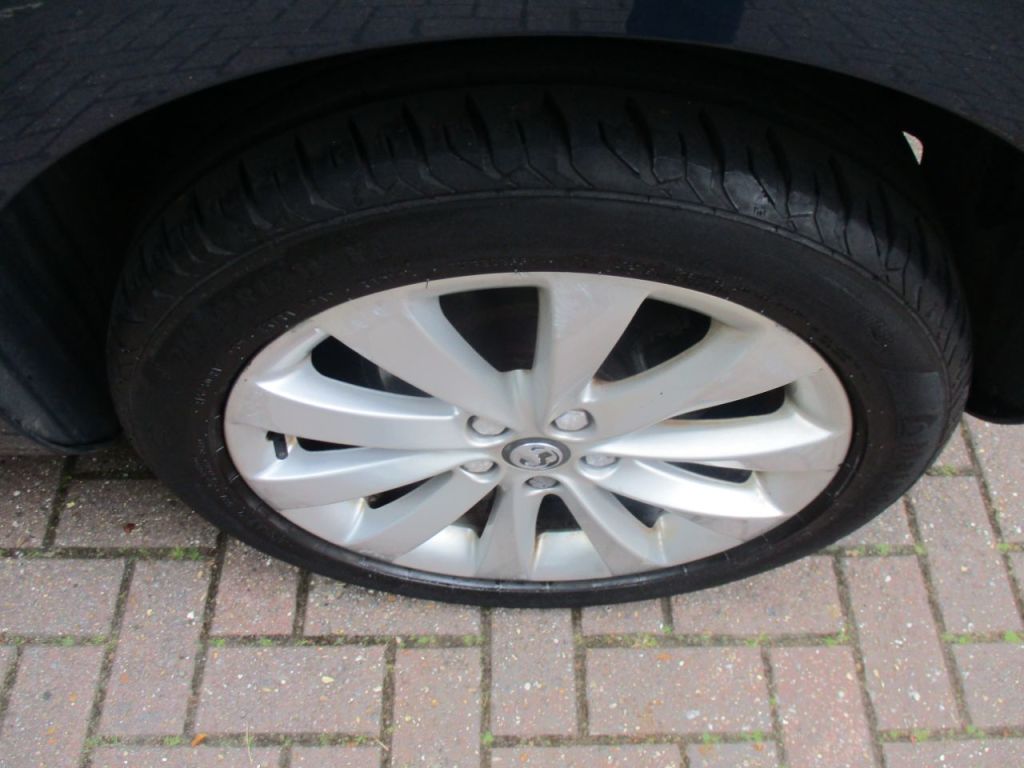 Used Vauxhall Astra 2012 for sale - 78181935: Photo 14