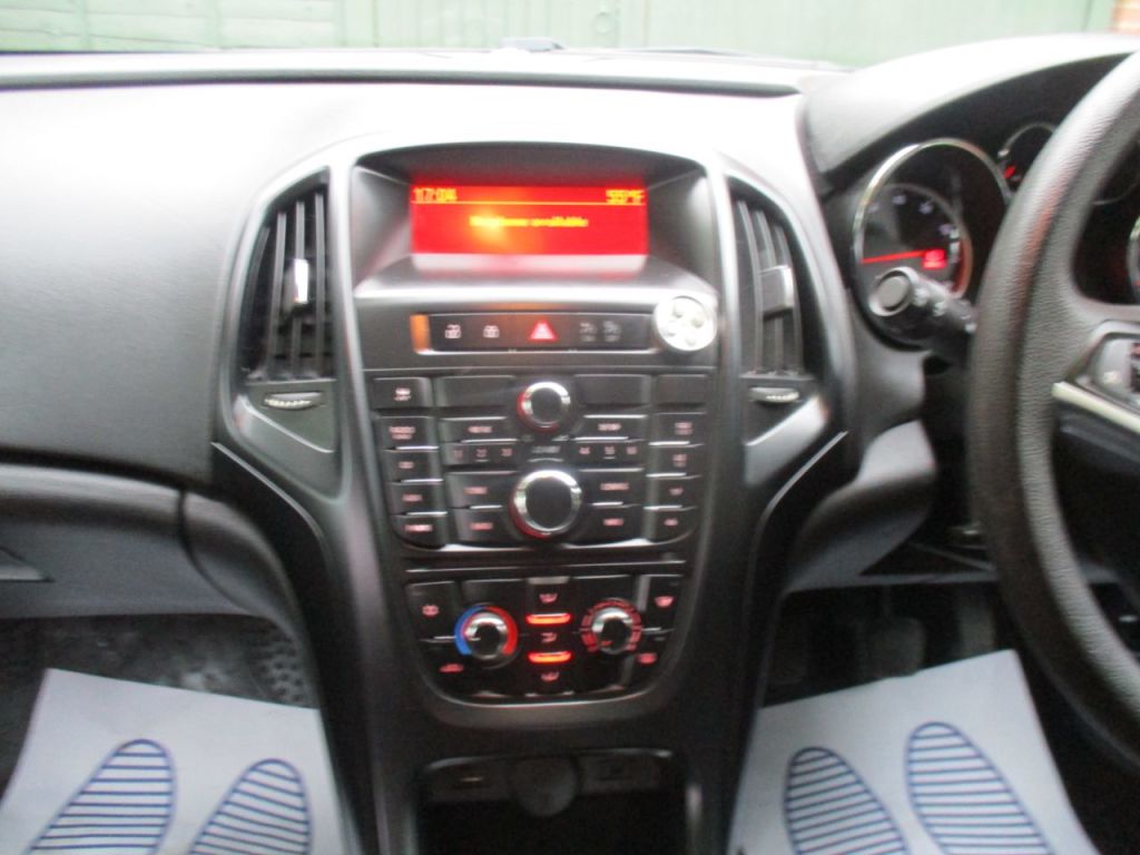 Used Vauxhall Astra 2012 for sale - 78181935: Photo 27