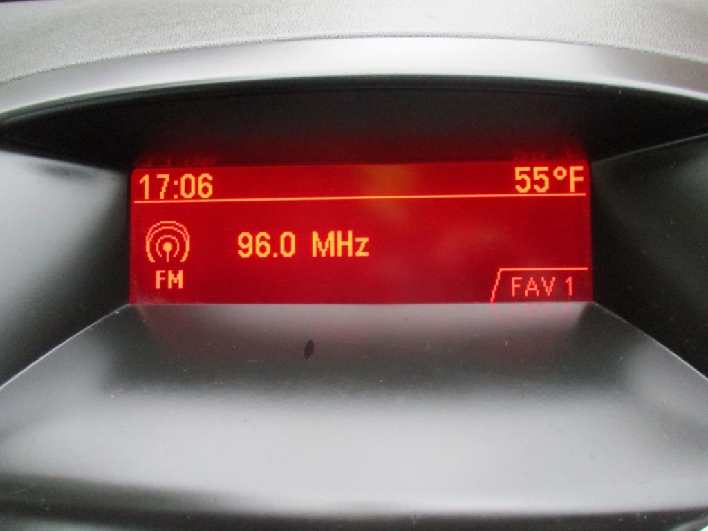 Used Vauxhall Astra 2012 for sale - 78181935: Photo 3