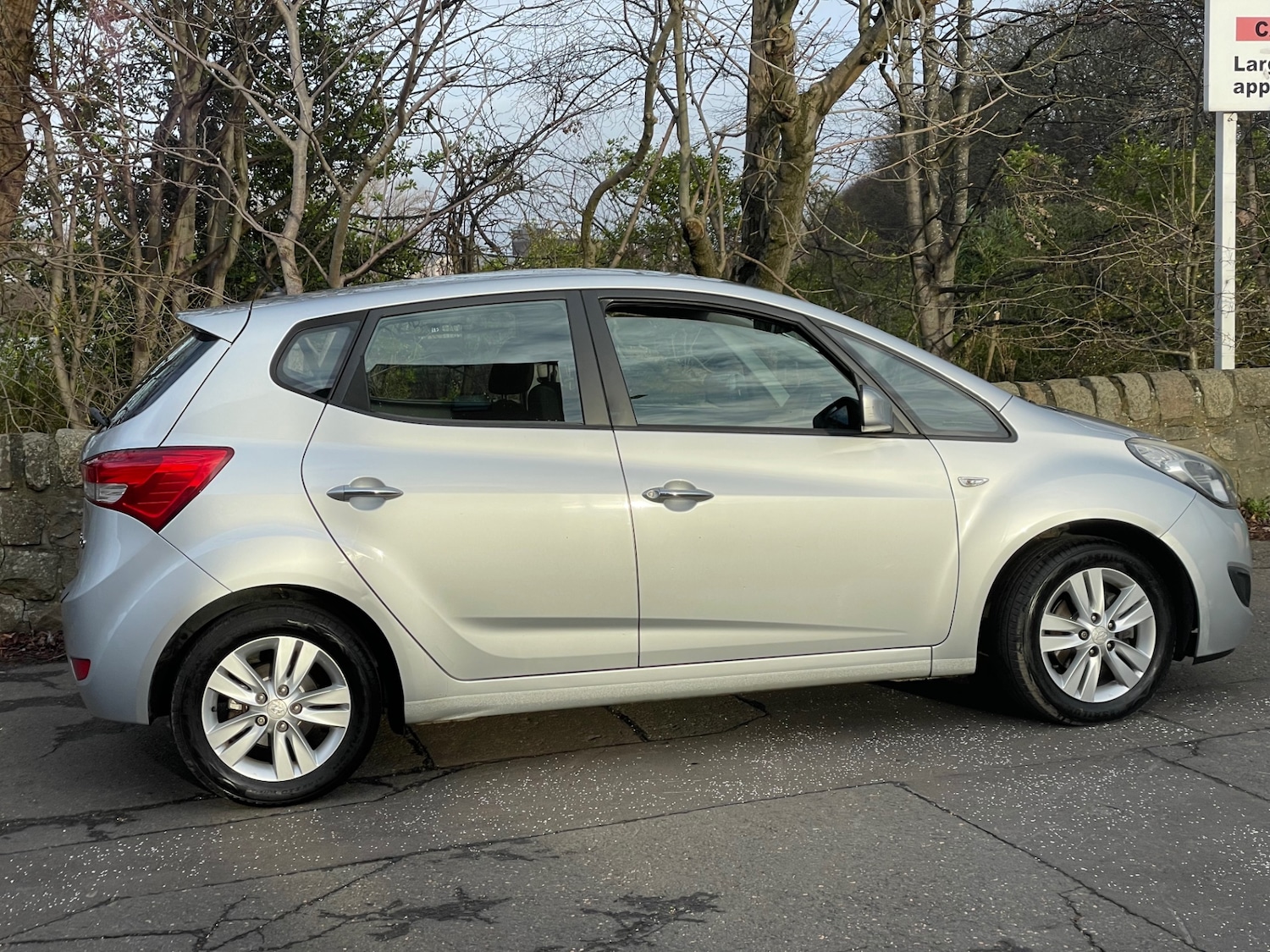 Used Hyundai Ix20 2011 for sale - 76904830: Photo 3