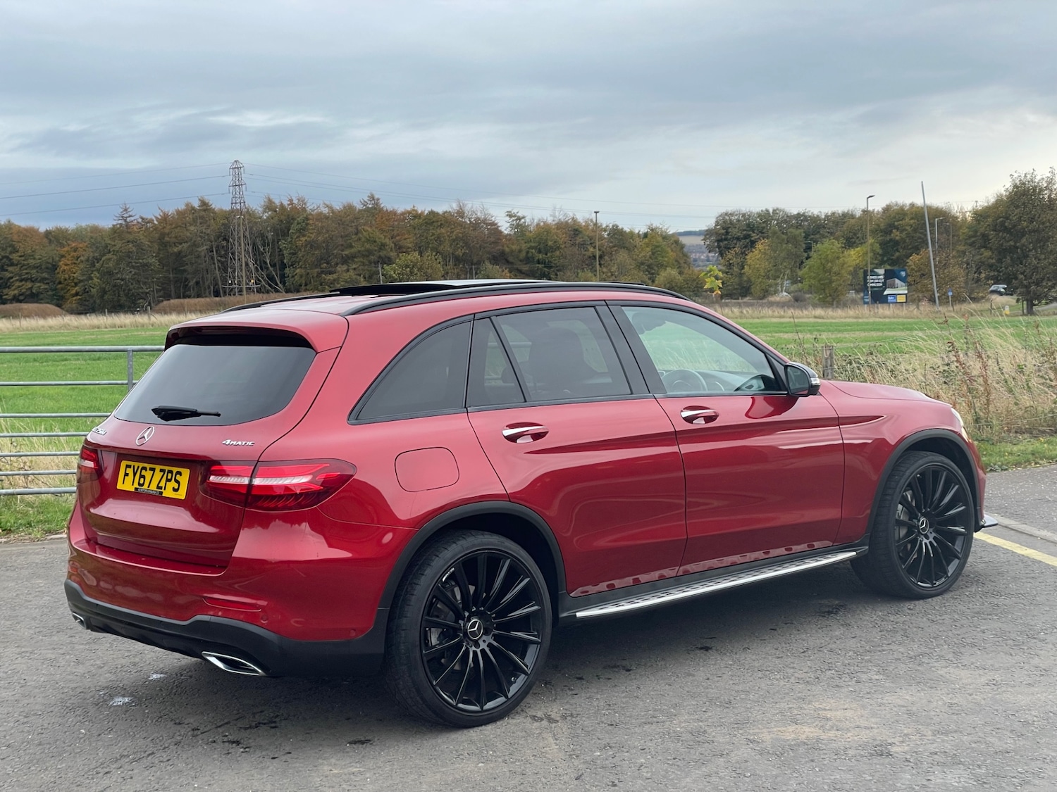 Used Mercedes-Benz GLC 2017 for sale - 76626801: Photo 3