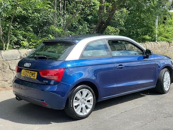 Used Audi A1 2010 for sale - 76627066: Photo