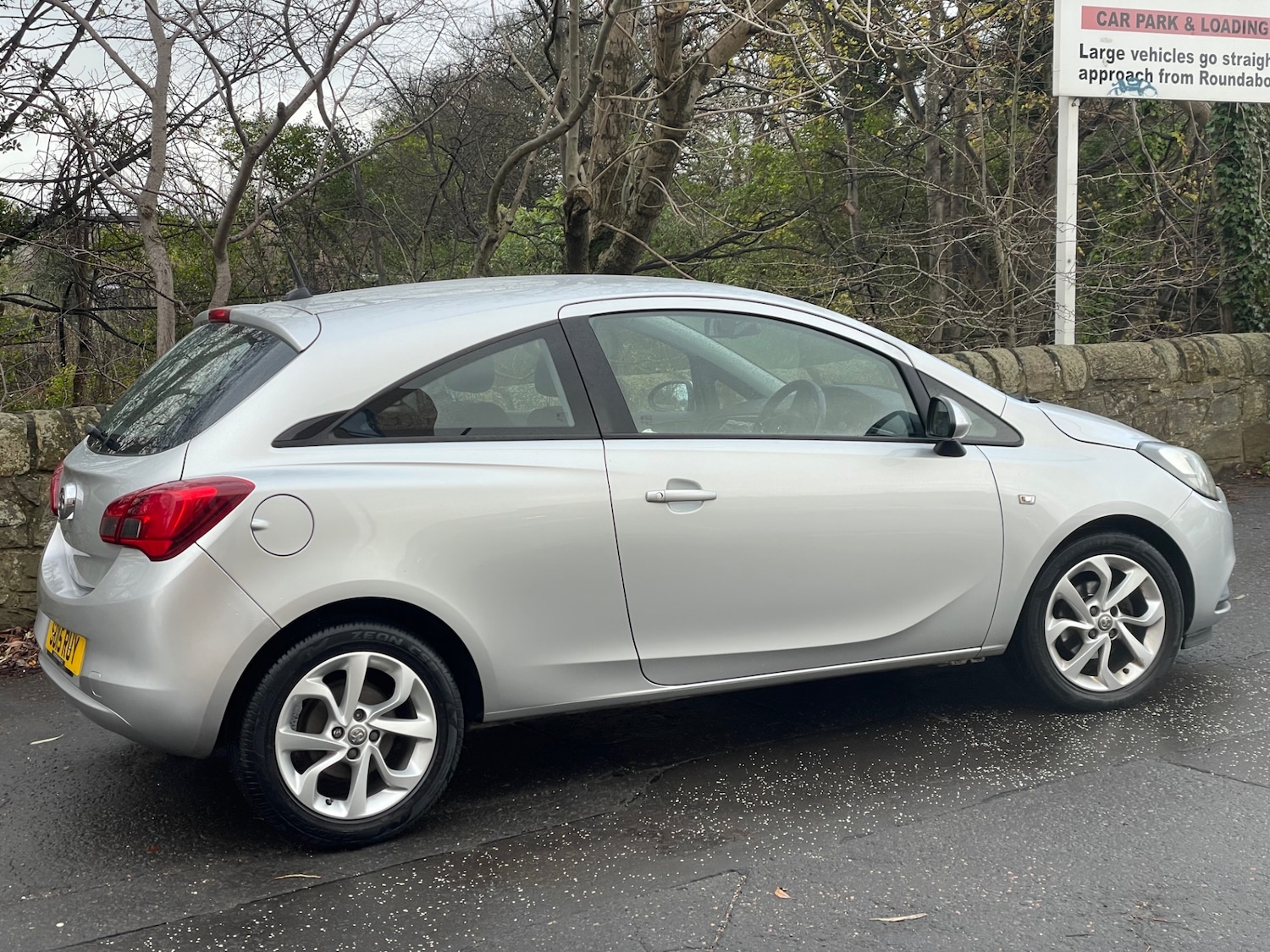 Used Vauxhall Corsa 2015 for sale - 76719736: Photo 3