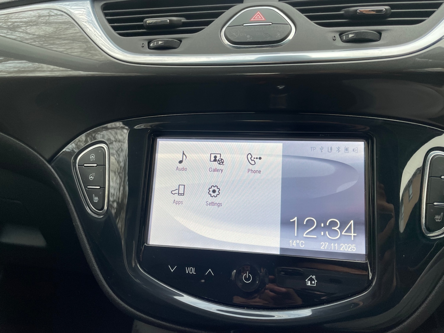 Used Vauxhall Corsa 2015 for sale - 76719736: Photo 8