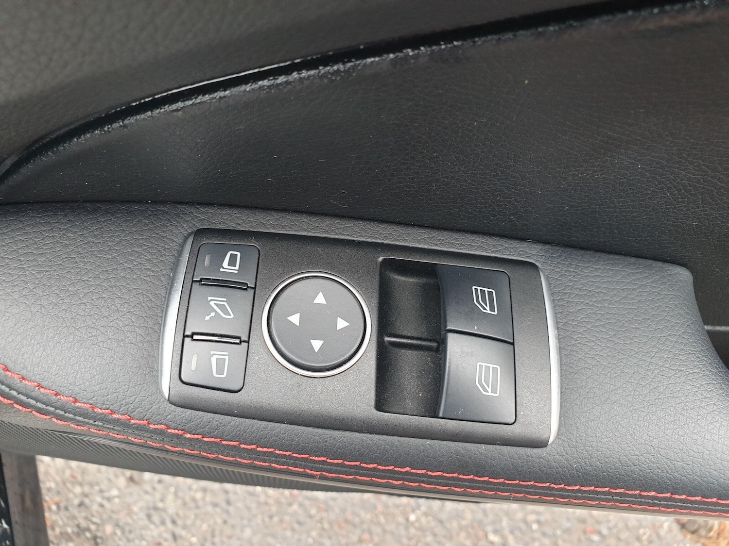 Used Mercedes-Benz SLK 2012 for sale - 76424392: Photo 29