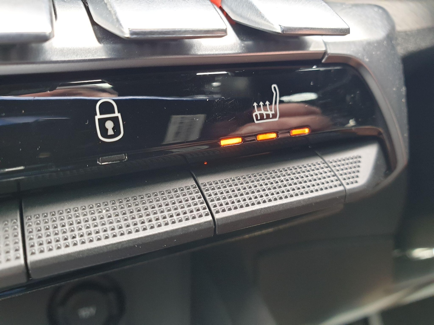 Used Peugeot 3008 2018 for sale - 76137494: Photo 23