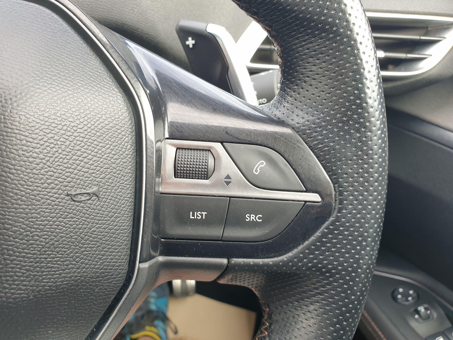 Used Peugeot 3008 2018 for sale - 76137494: Photo 25