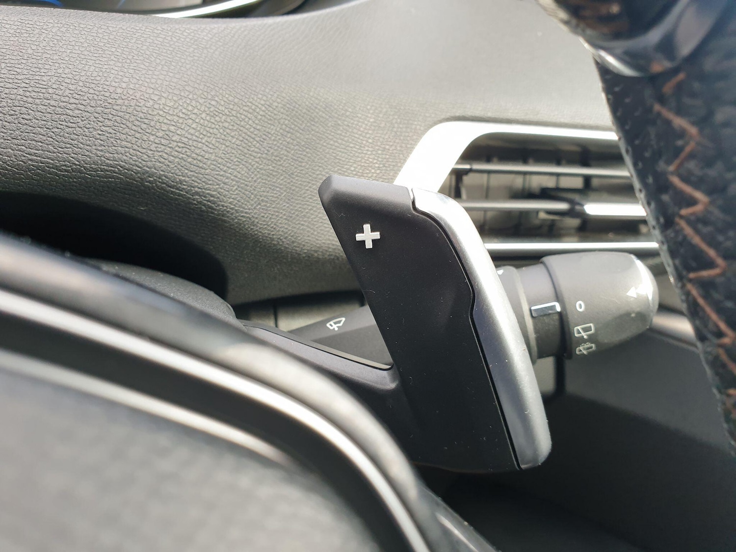 Used Peugeot 3008 2018 for sale - 76137494: Photo 29