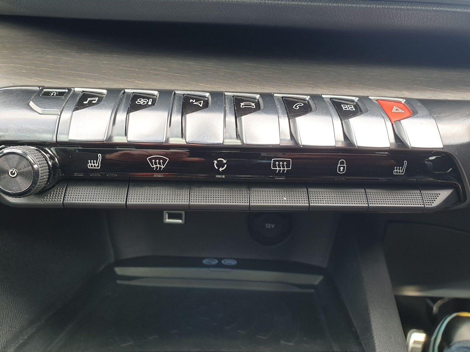 Used Peugeot 3008 2018 for sale - 76137494: Photo 31