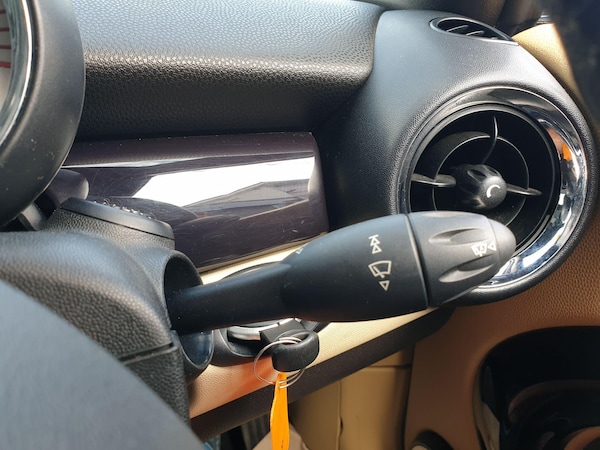 Used MINI Convertible 2009 for sale - 76137177: Photo 20