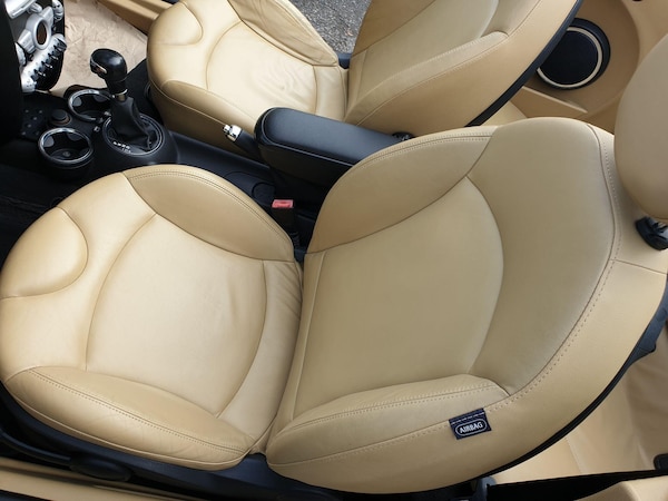 Used MINI Convertible 2009 for sale - 76137177: Photo 25