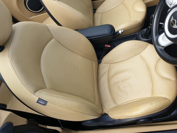 Used MINI Convertible 2009 for sale - 76137177: Photo 30