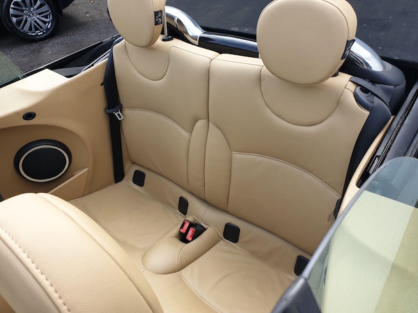 Used MINI Convertible 2009 for sale - 76137177: Photo 31