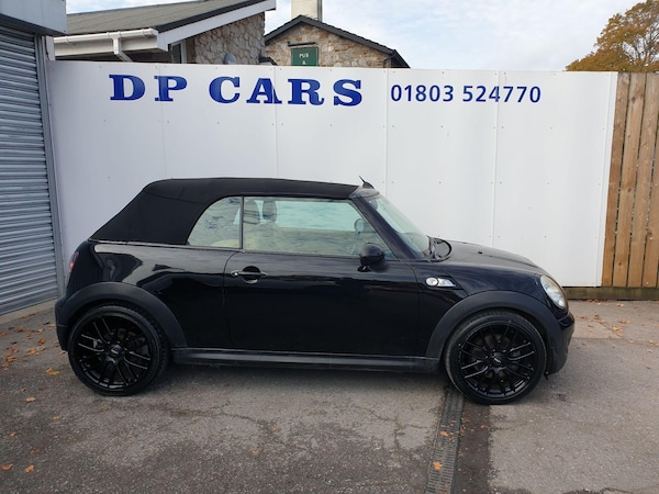 Used MINI Convertible 2009 for sale - 76137177: Photo 5