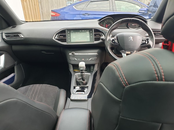 Used Peugeot 308 2015 for sale - 76137136: Photo 19