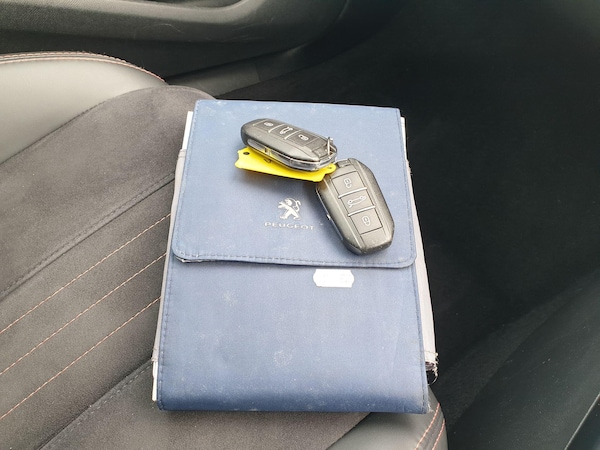 Used Peugeot 308 2015 for sale - 76137136: Photo 49