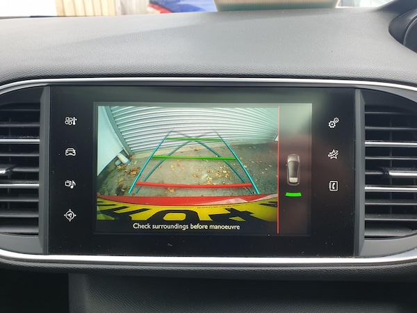 Used Peugeot 308 2015 for sale - 76137136: Photo 5