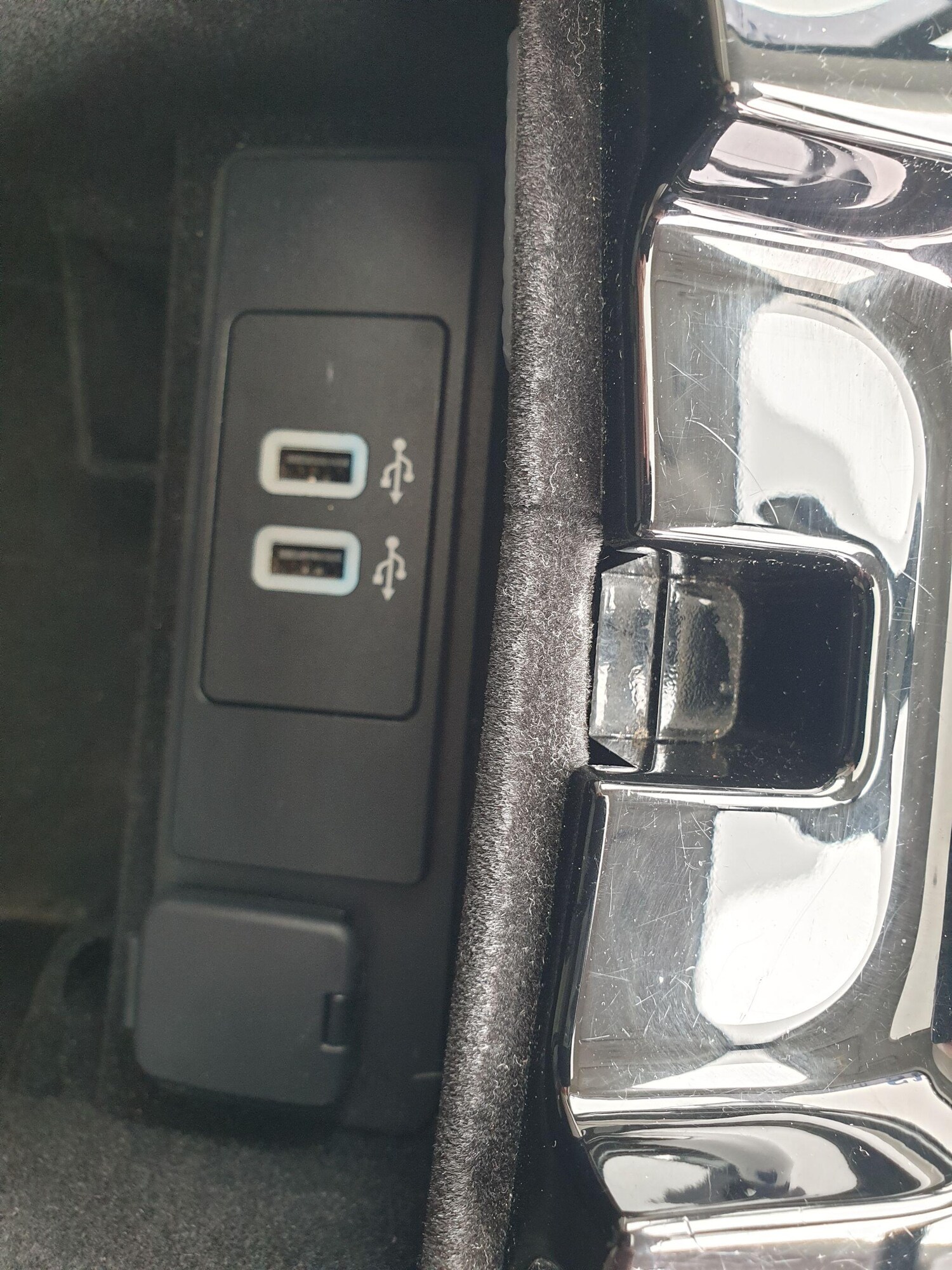 Used Ford Mondeo 2017 for sale - 75941359: Photo 32