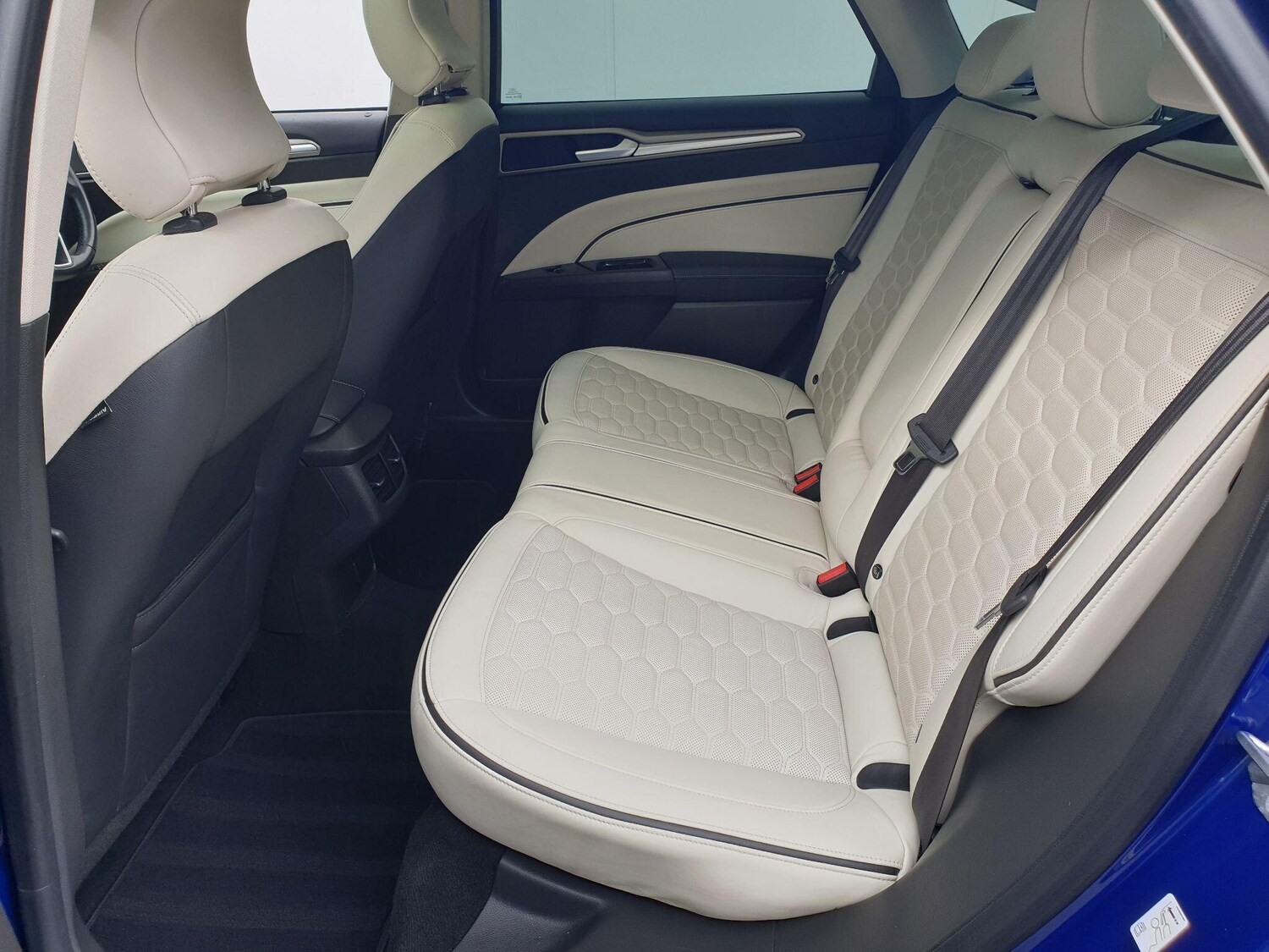 Used Ford Mondeo 2017 for sale - 75941359: Photo 47