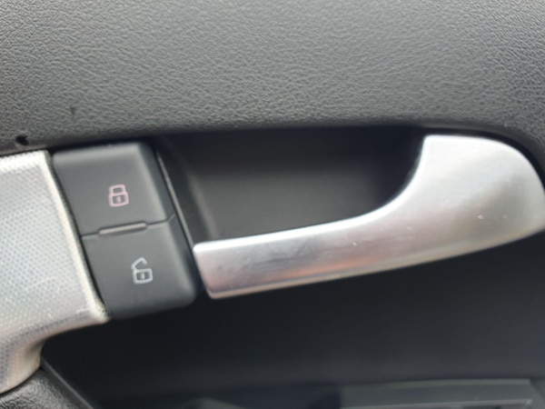 Used Audi A3 Cabriolet 2009 for sale - 76189896: Photo 29