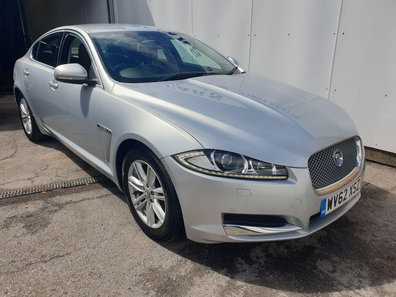 Used Jaguar XF 2012 for sale - 76485754: Photo 1