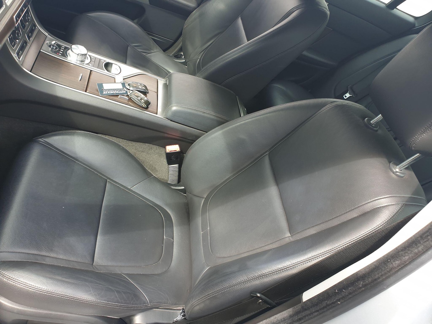 Used Jaguar XF 2012 for sale - 76485754: Photo 28