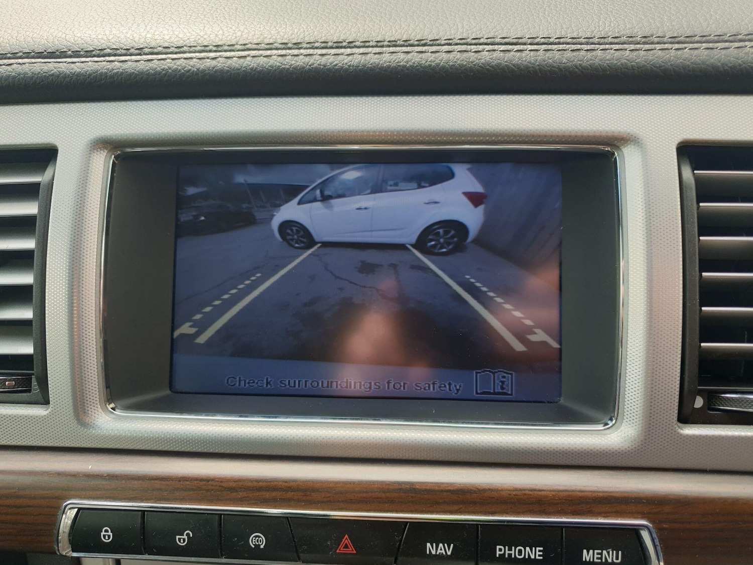 Used Jaguar XF 2012 for sale - 76485754: Photo 4