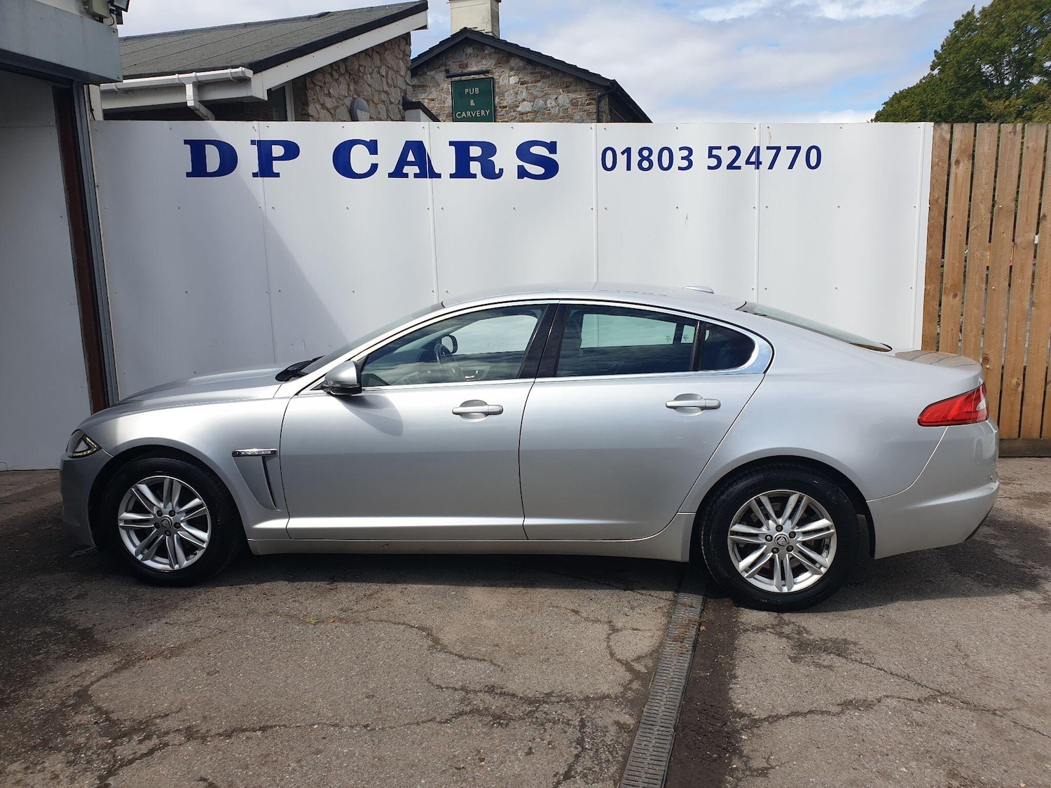 Used Jaguar XF 2012 for sale - 76485754: Photo 8