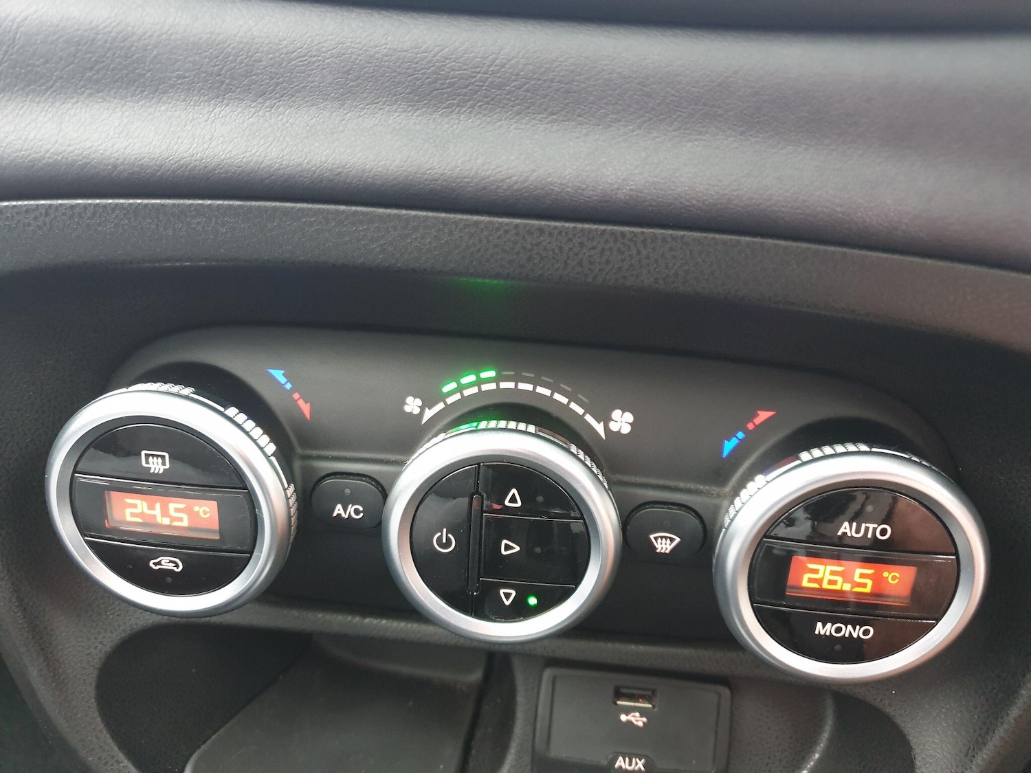 Used Fiat 500L 2014 for sale - 76512077: Photo 13