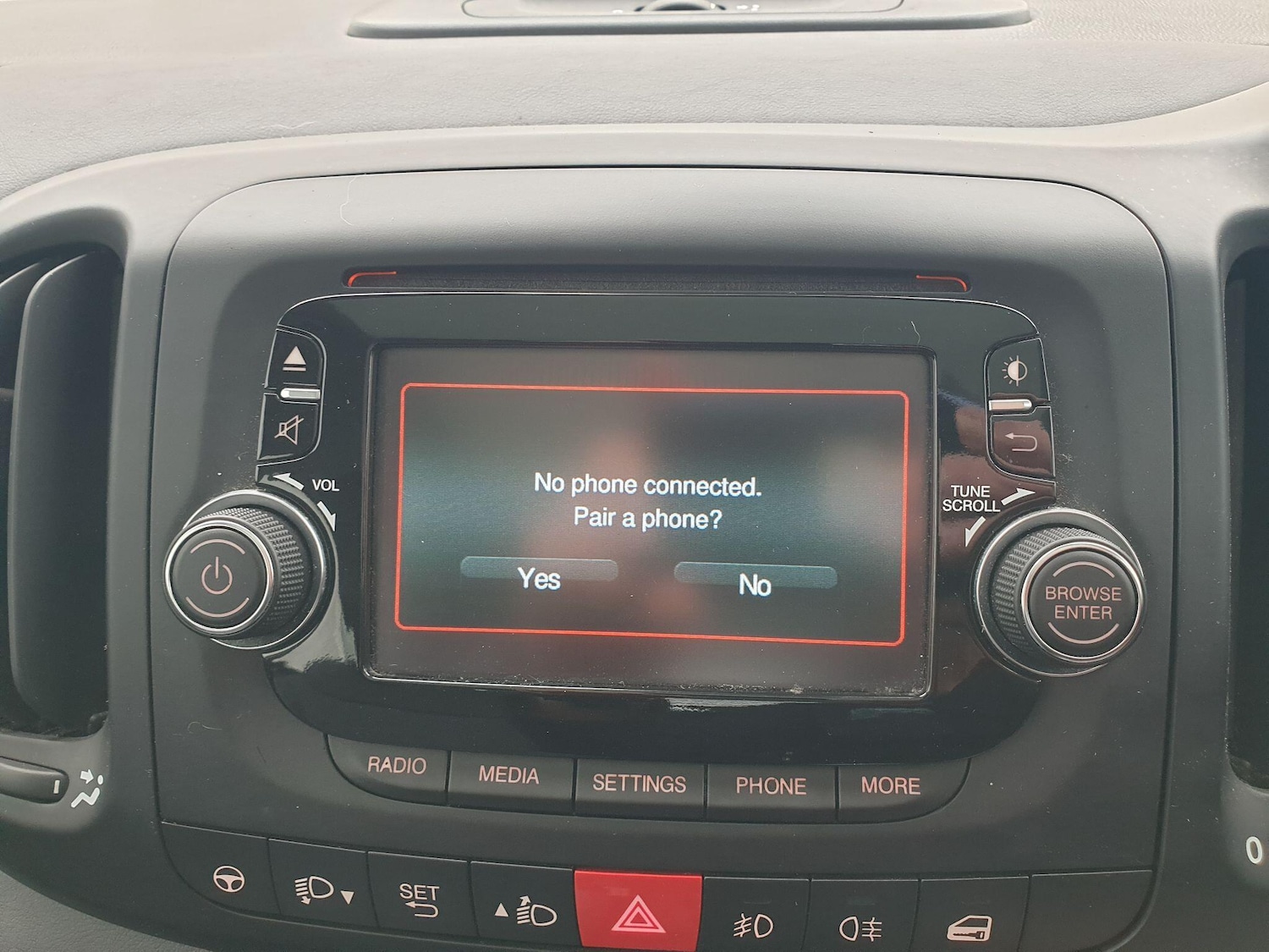 Used Fiat 500L 2014 for sale - 76512077: Photo 6