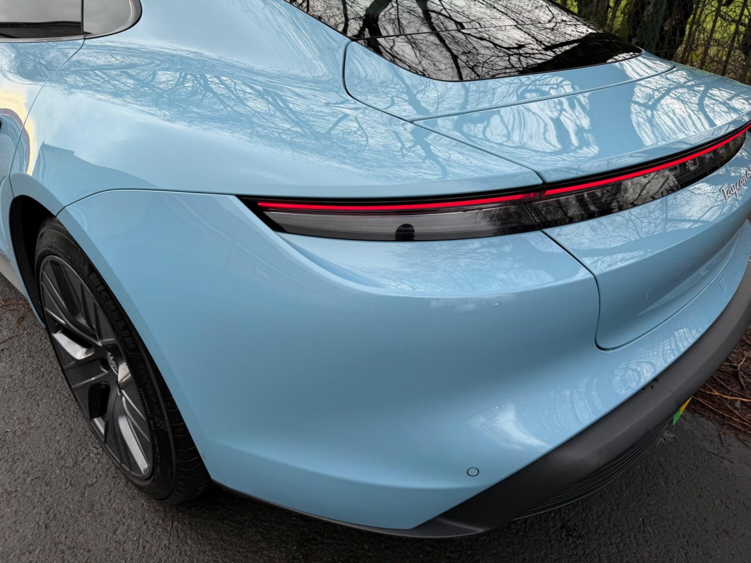 Used Porsche Taycan 2022 for sale - 77347038: Photo 10