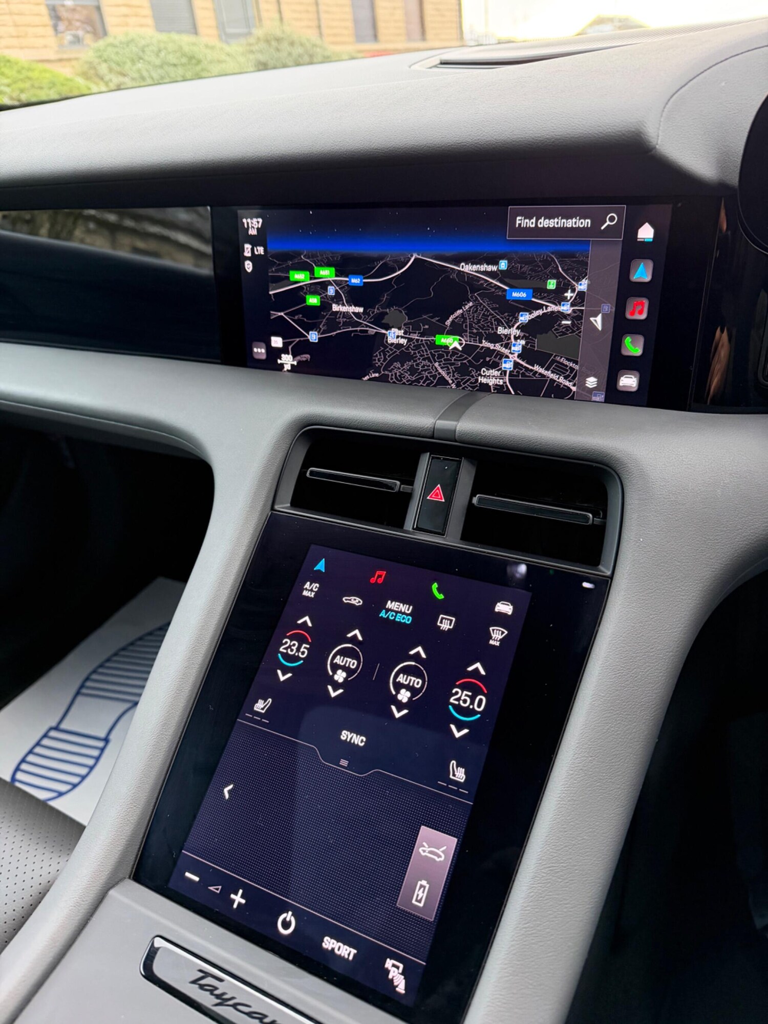 Used Porsche Taycan 2022 for sale - 77347038: Photo 21