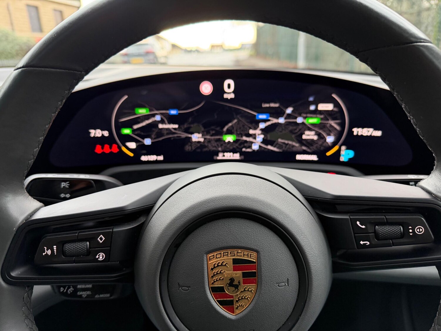 Used Porsche Taycan 2022 for sale - 77347038: Photo 23