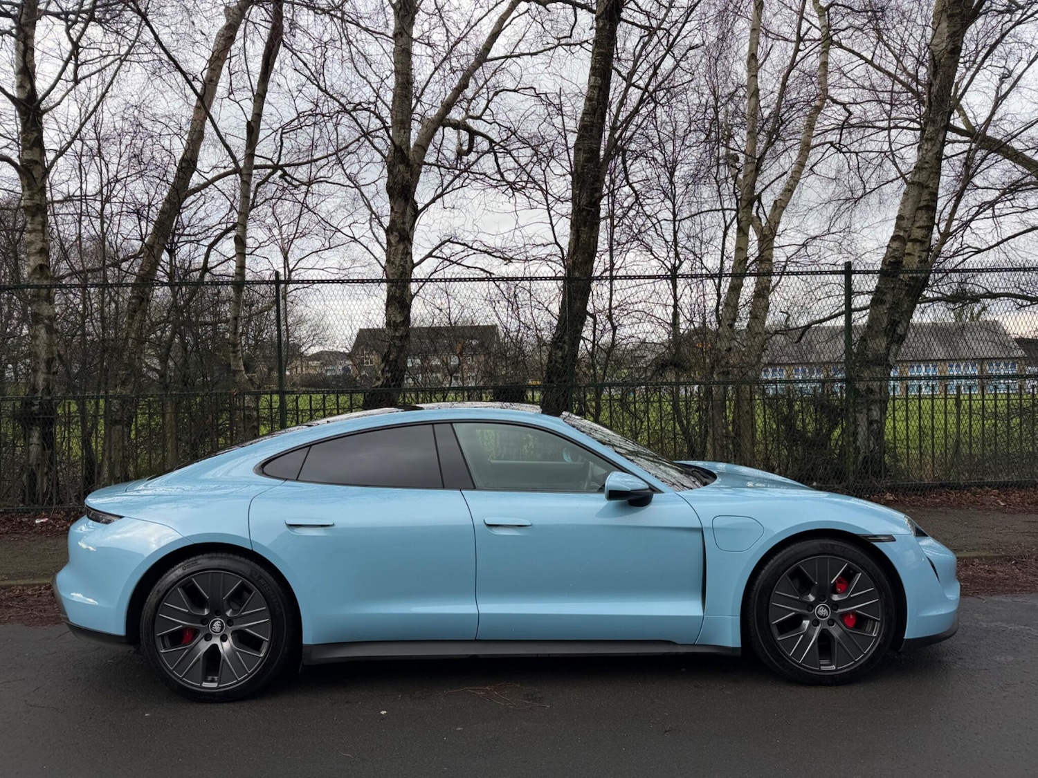 Used Porsche Taycan 2022 for sale - 77347038: Photo 3