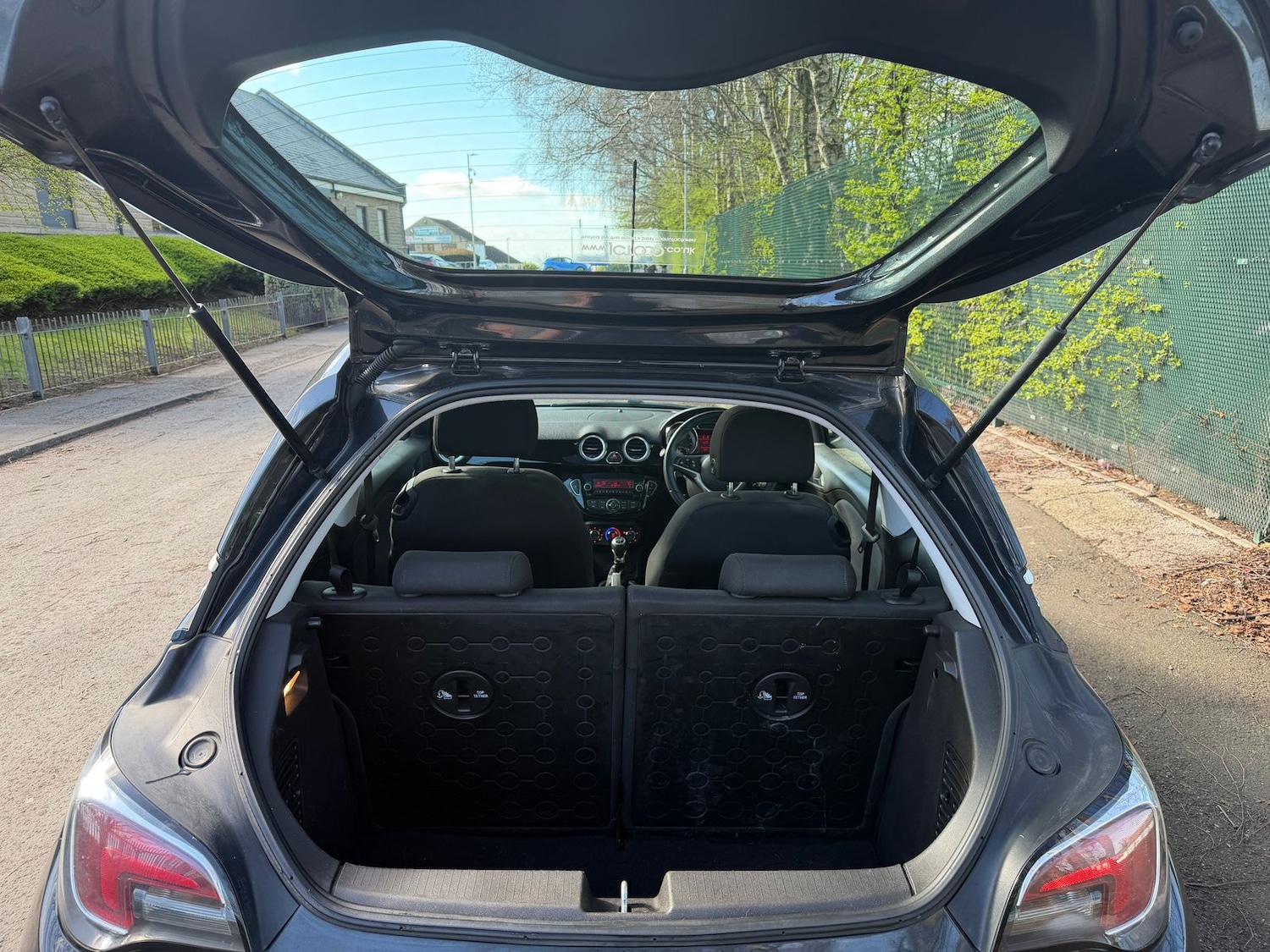 Used Vauxhall ADAM 2015 for sale - 78149988: Photo 8