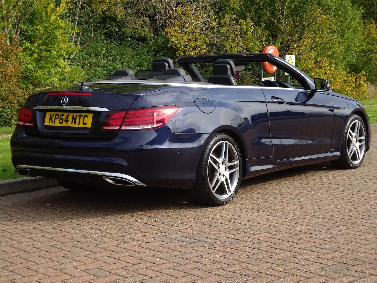 Used Mercedes-Benz E Class for sale - 76239996: Photo 13