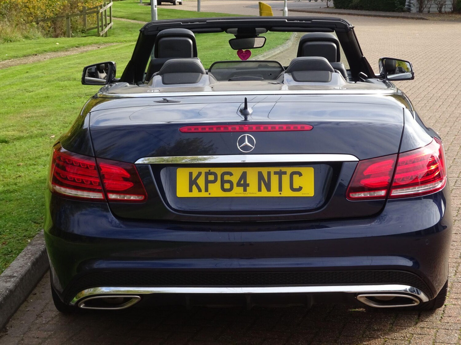 Used Mercedes-Benz E Class for sale - 76239996: Photo 14
