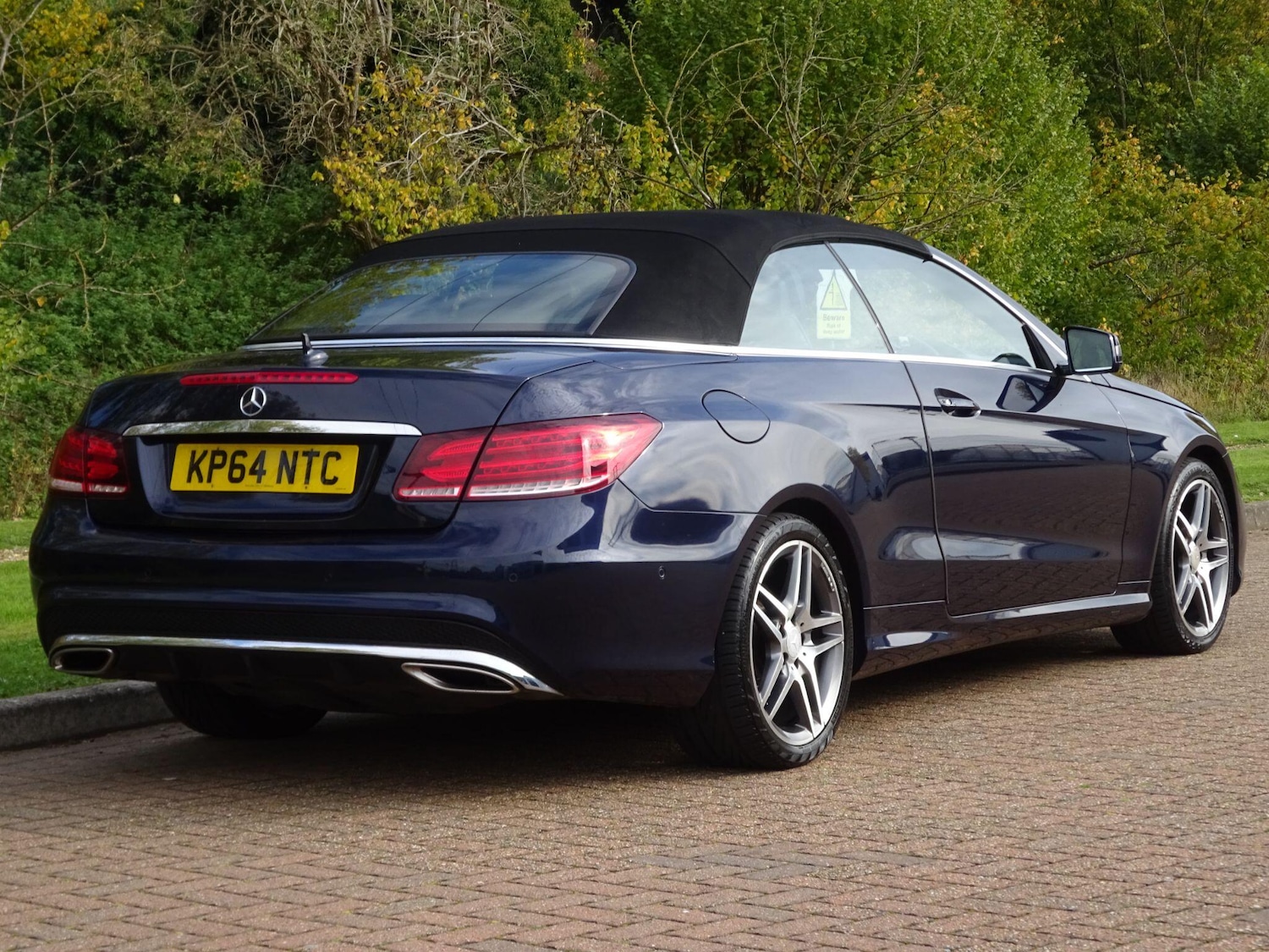 Used Mercedes-Benz E Class for sale - 76239996: Photo 4