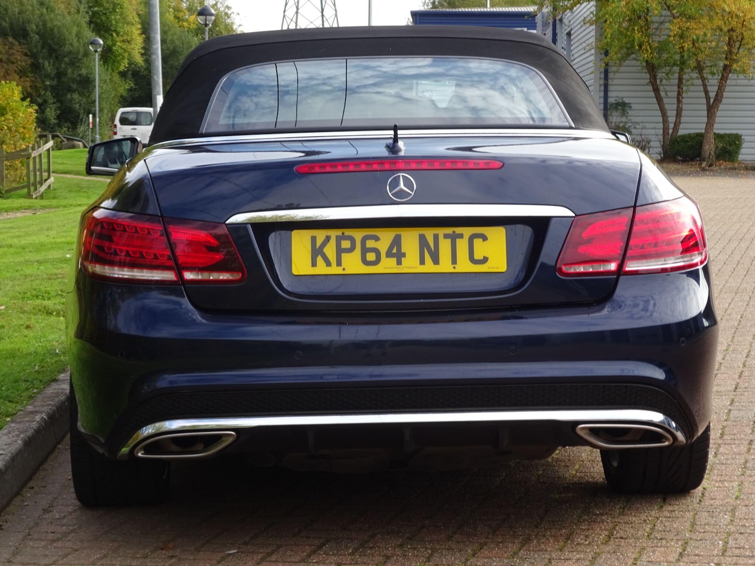 Used Mercedes-Benz E Class for sale - 76239996: Photo 5