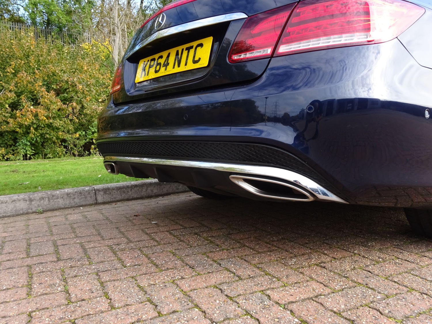 Used Mercedes-Benz E Class for sale - 76239996: Photo 8