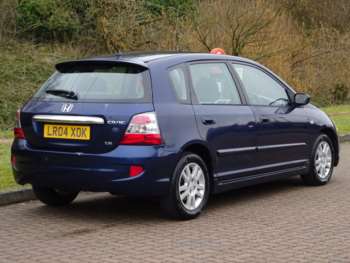 Used Honda Civic 2004 for sale - 74110344: Photo