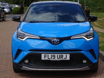 Used Toyota C-HR 2019 for sale - 79411974: Photo