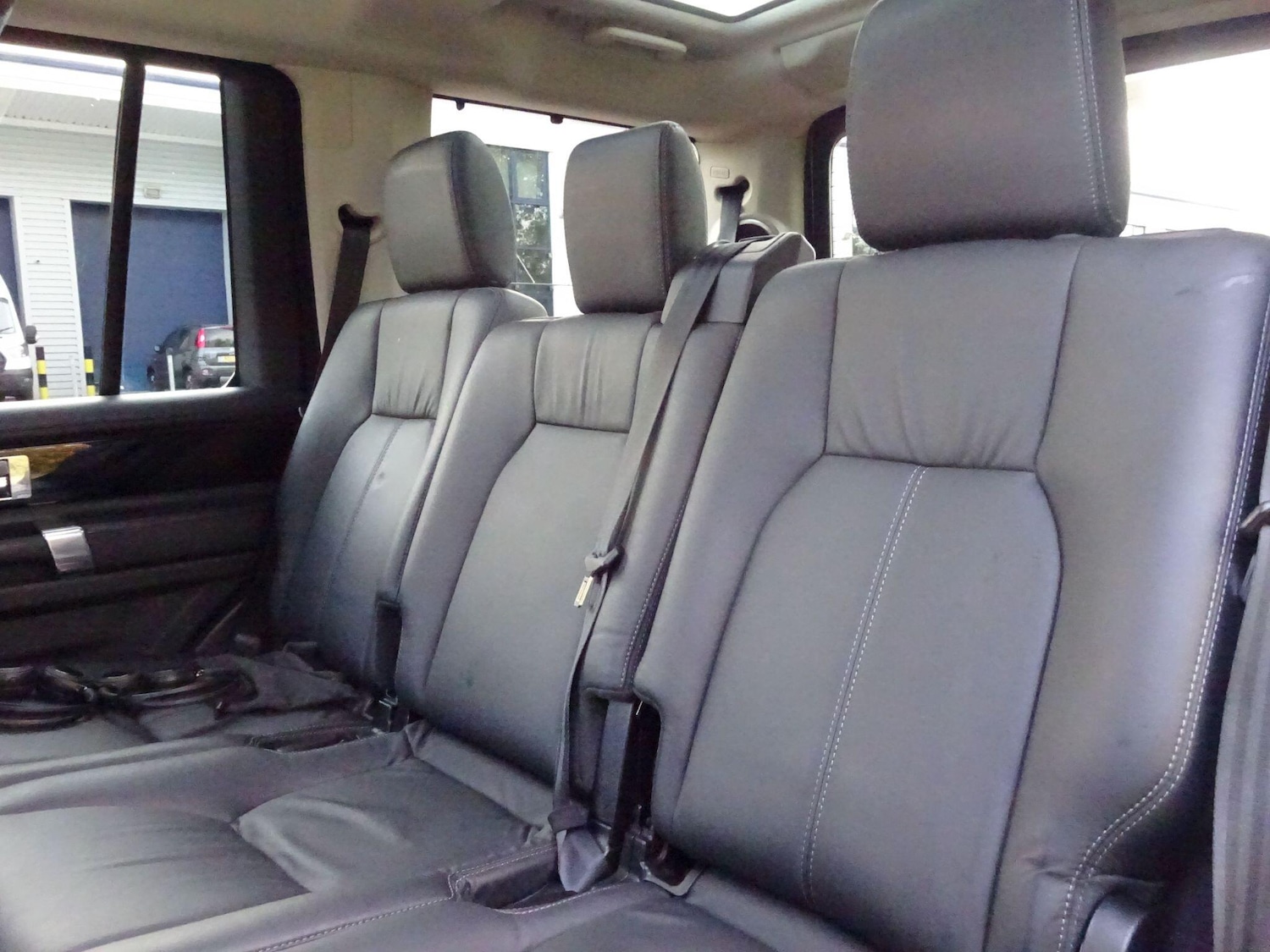 Used Land Rover Discovery 4 2013 for sale - 76227113: Photo 45