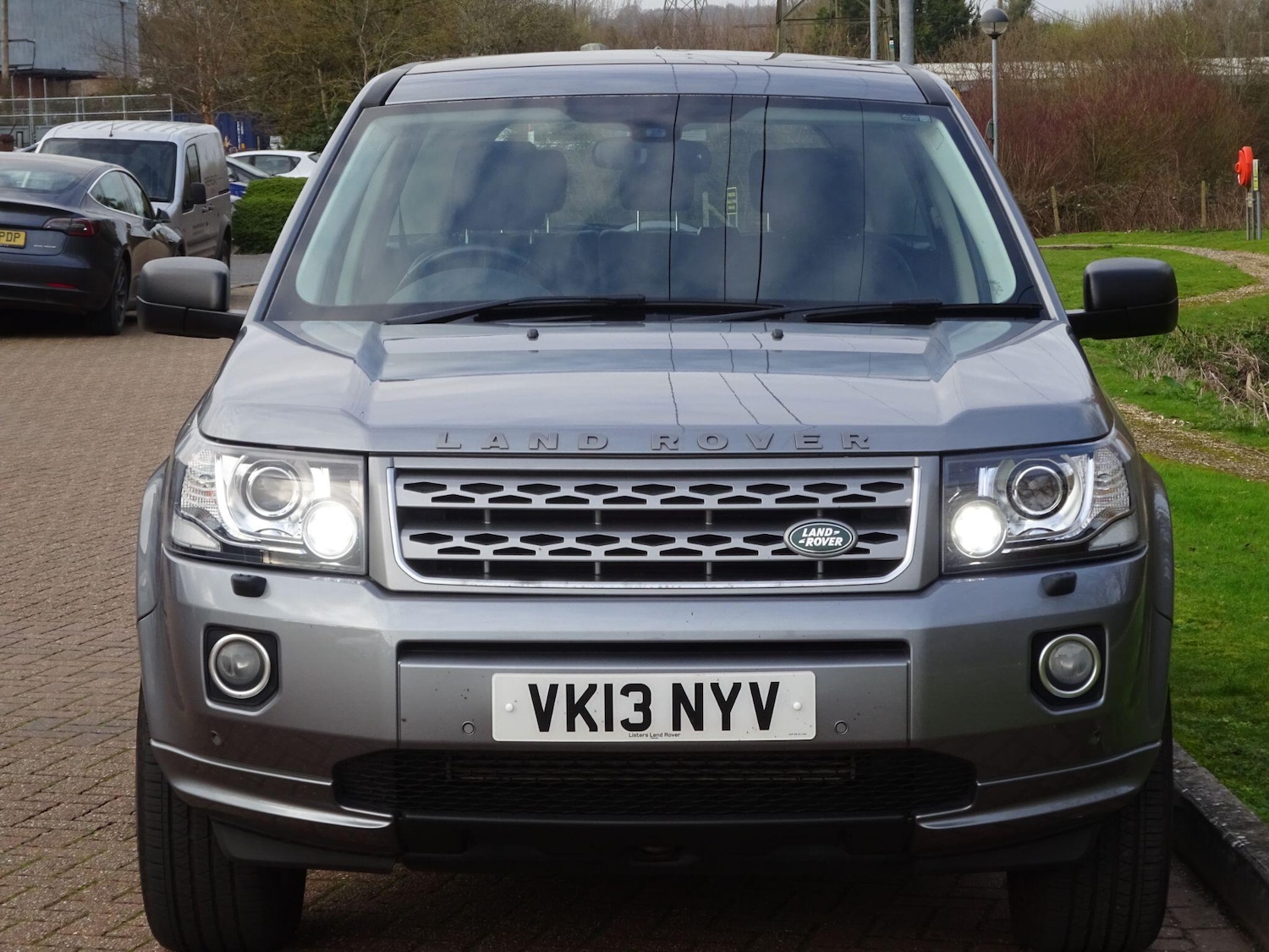 Used Land Rover Freelander 2013 for sale - 77737756: Photo 2