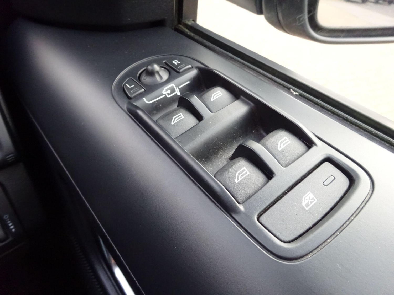 Used Land Rover Freelander 2013 for sale - 77737756: Photo 31