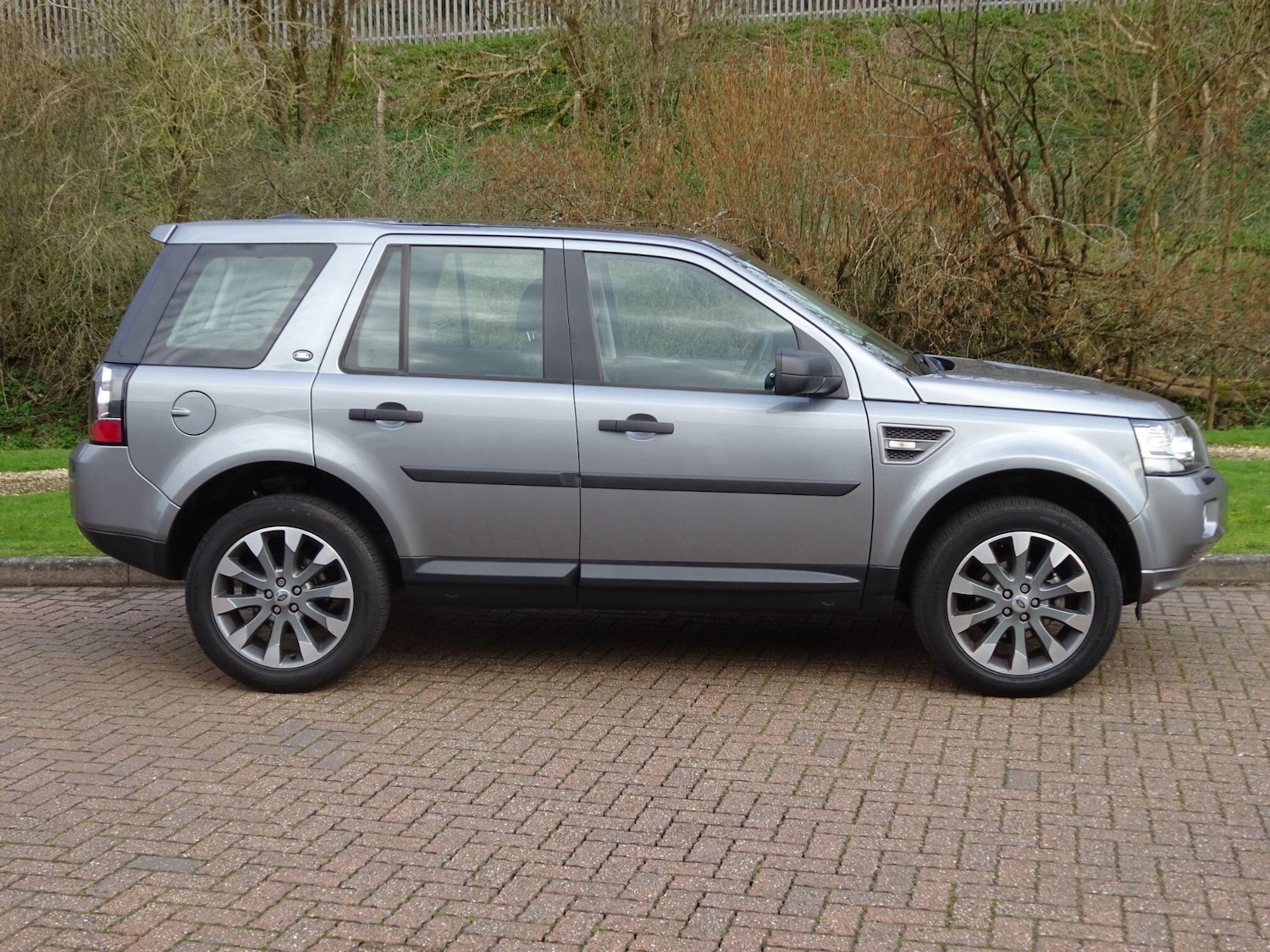 Used Land Rover Freelander 2013 for sale - 77737756: Photo 6