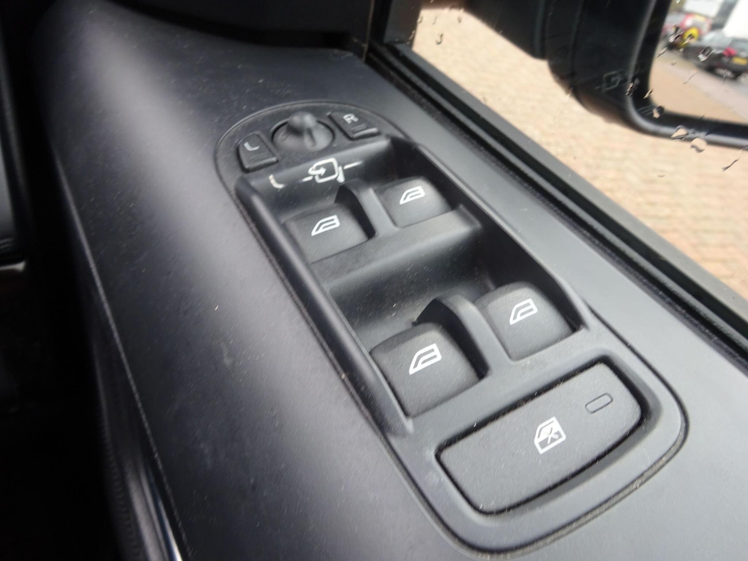 Used Land Rover Freelander 2 2013 for sale - 77081974: Photo 25