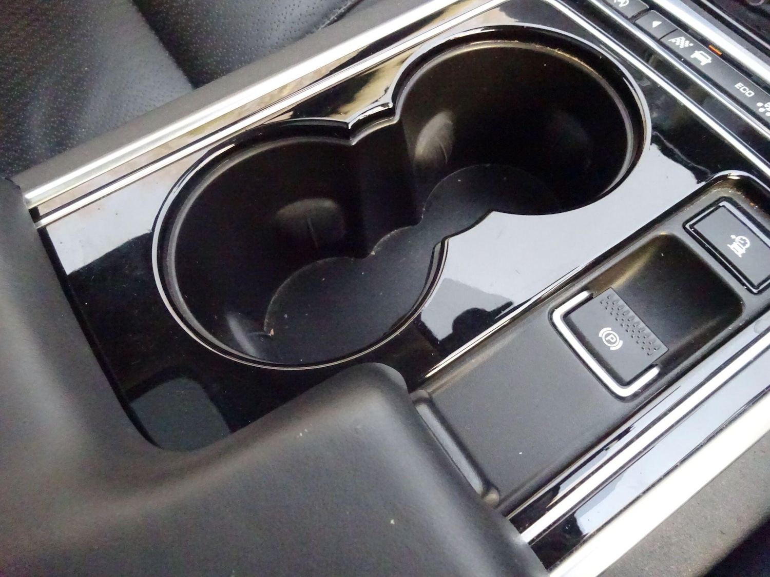 Used Jaguar XE 2016 for sale - 76539090: Photo 47