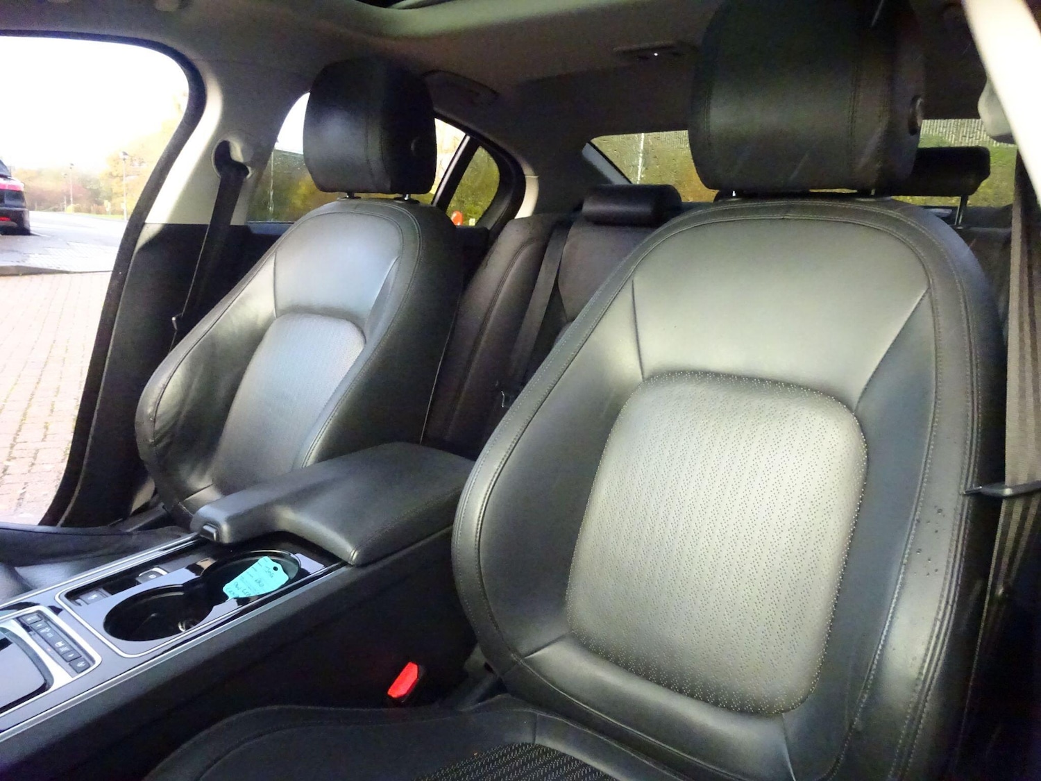 Used Jaguar XE 2016 for sale - 76539090: Photo 54